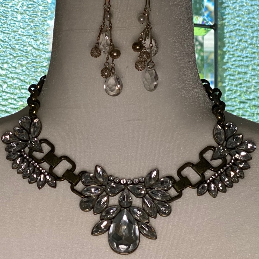 Necklace and earrings
